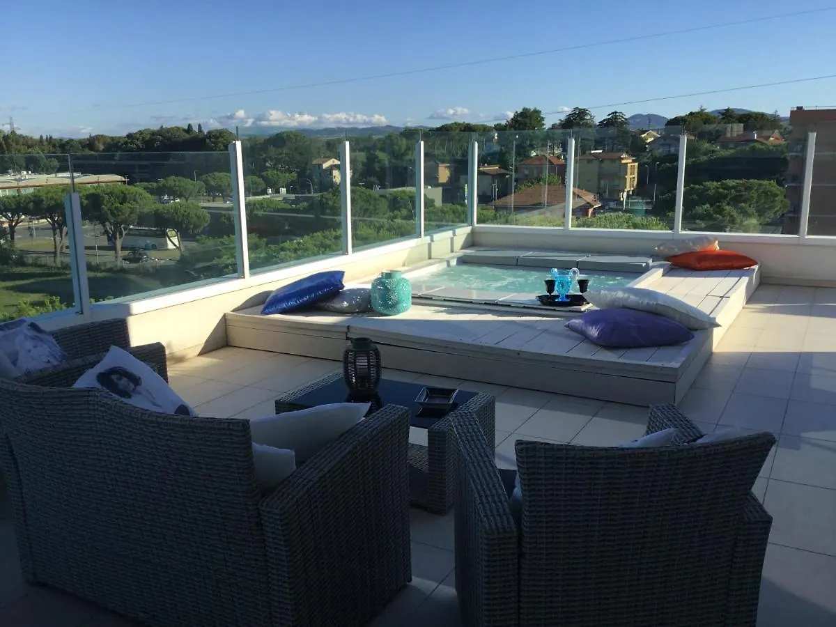 מיסאנו אדריאטיקו Suite Luxury Seaview מיסאנו אדריאטיקו